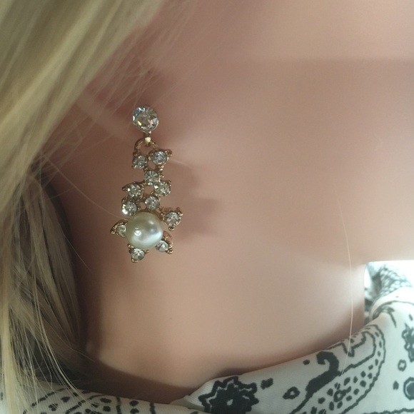 🆕 Cluster Pearl Pendant Necklace Earrings Set - Picture 5 of 6